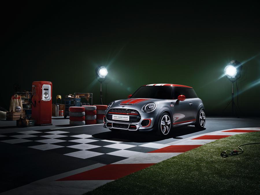  Mini Cooper JCW Concept 2014 года  (фото 2 из 16)